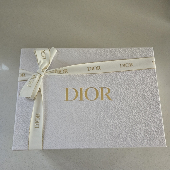 NIB Dior Exclusive Stationary Set - Picture 9 of 10